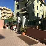דירה Villamareblu ונטימיגליה