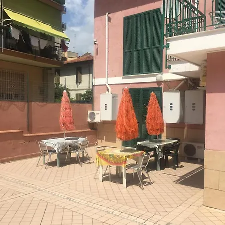 アパート Villamareblu