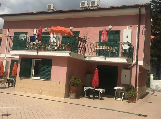 Villamareblu Appartement Vintimille