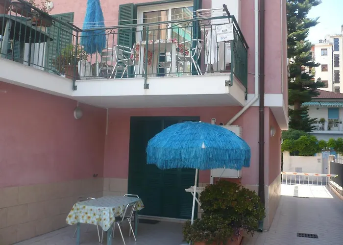 Villamareblu Appartement Vintimille