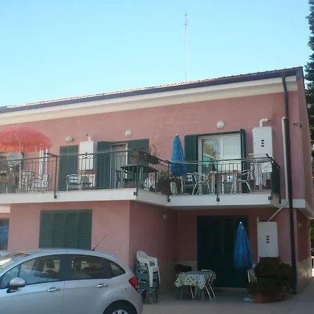 Apartament Villamareblu