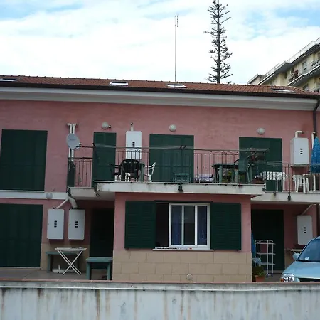 Villamareblu Apartman *