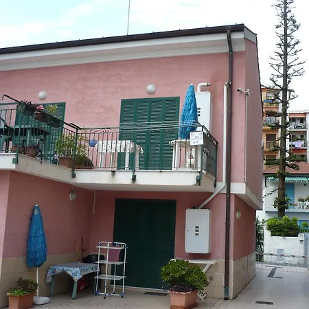 Apartament Villamareblu
